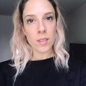 Meet your Posher, Danika